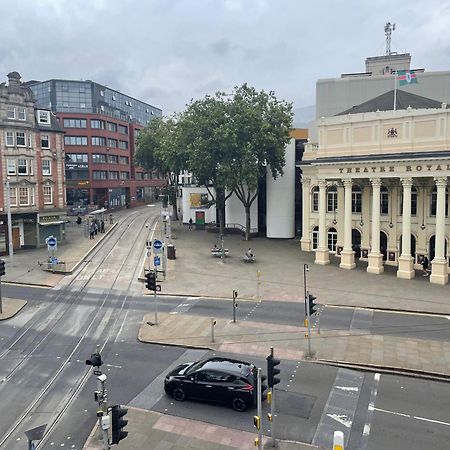 Spacious Apartment In City Centre - Free Parking 诺丁汉 外观 照片