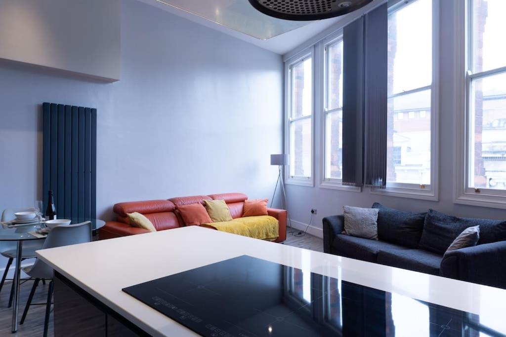 Spacious Apartment In City Centre - Free Parking 诺丁汉 外观 照片