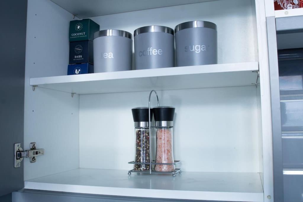 Spacious Apartment In City Centre - Free Parking 诺丁汉 外观 照片